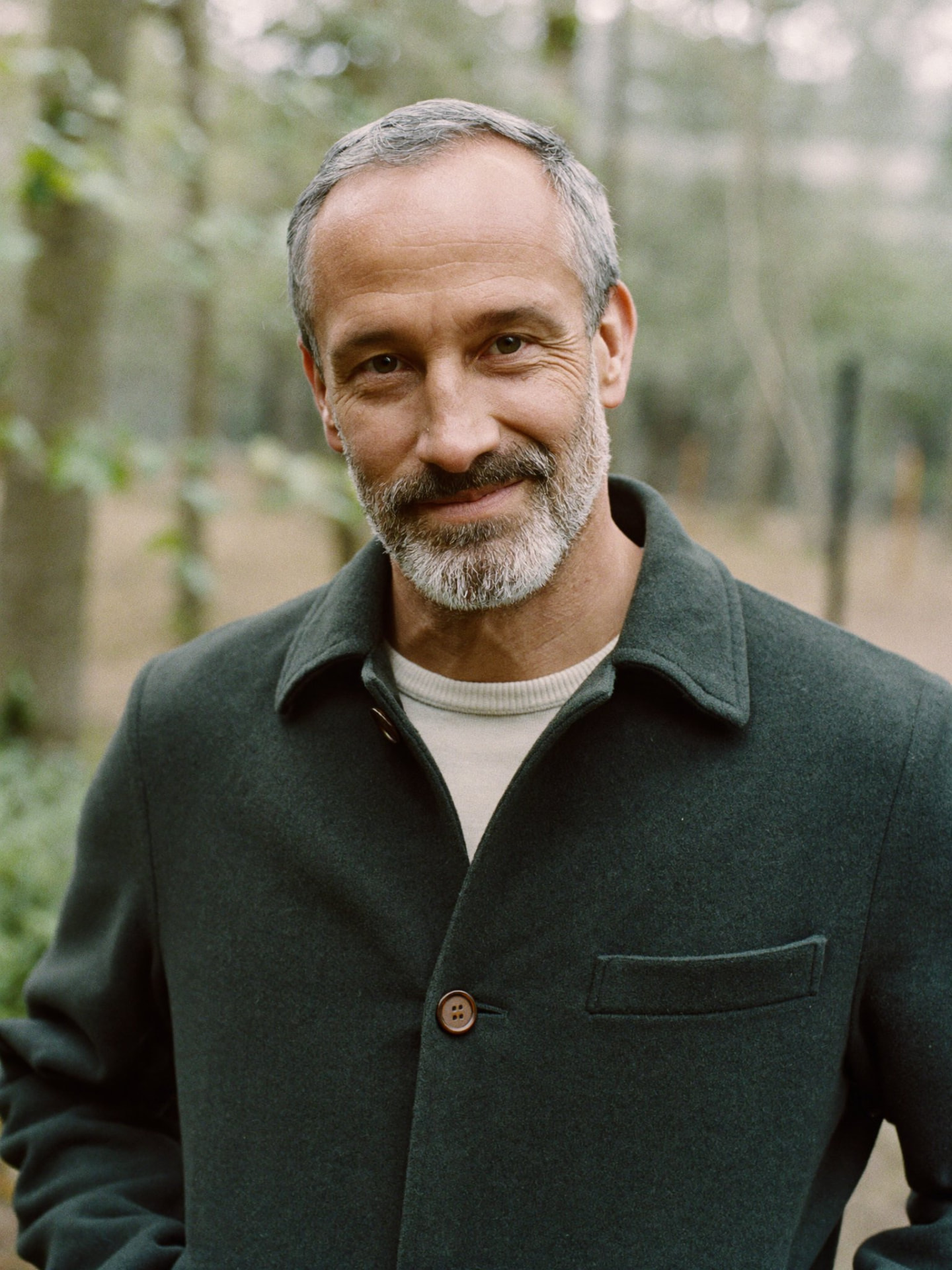 Portrait of Thomas Everwood, Forest Therapy educator and course creator